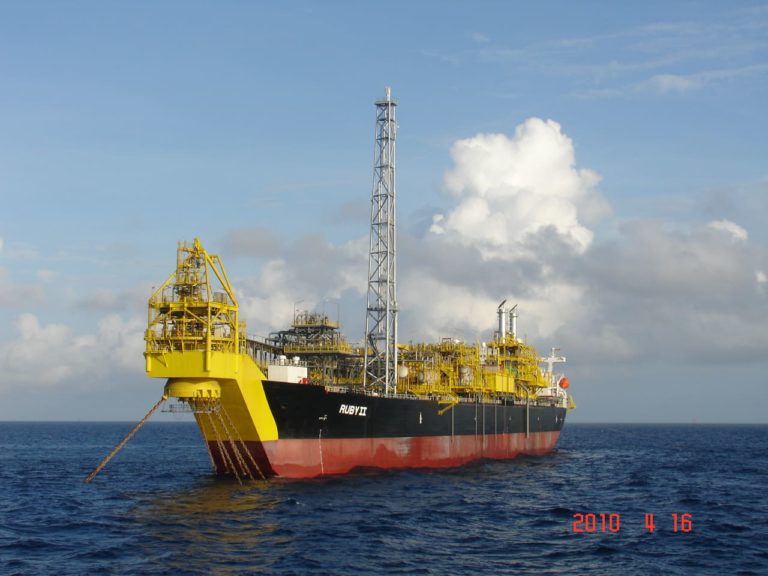 Kho nổi chứa, xử lý và xuất dầu thô (FSO/FPSO)