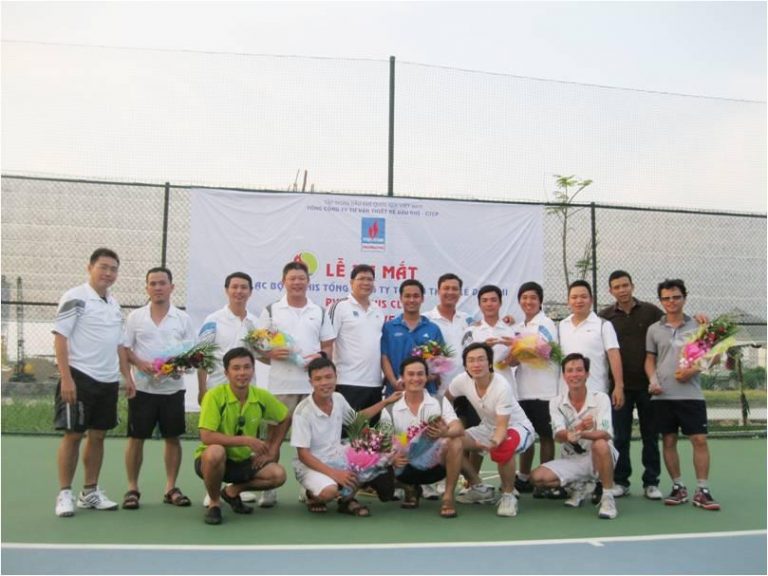 Ra mắt CLB quần vợt PVE và giải tennis PVE Cup lần 1 năm 2013